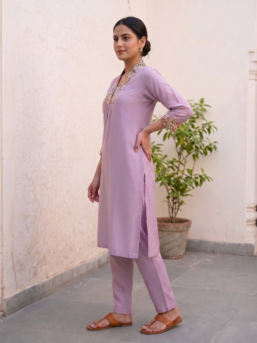 Lavender kurti