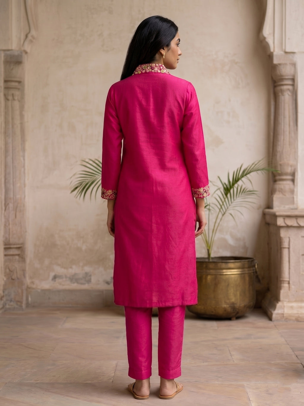 Pink kurti V - neck