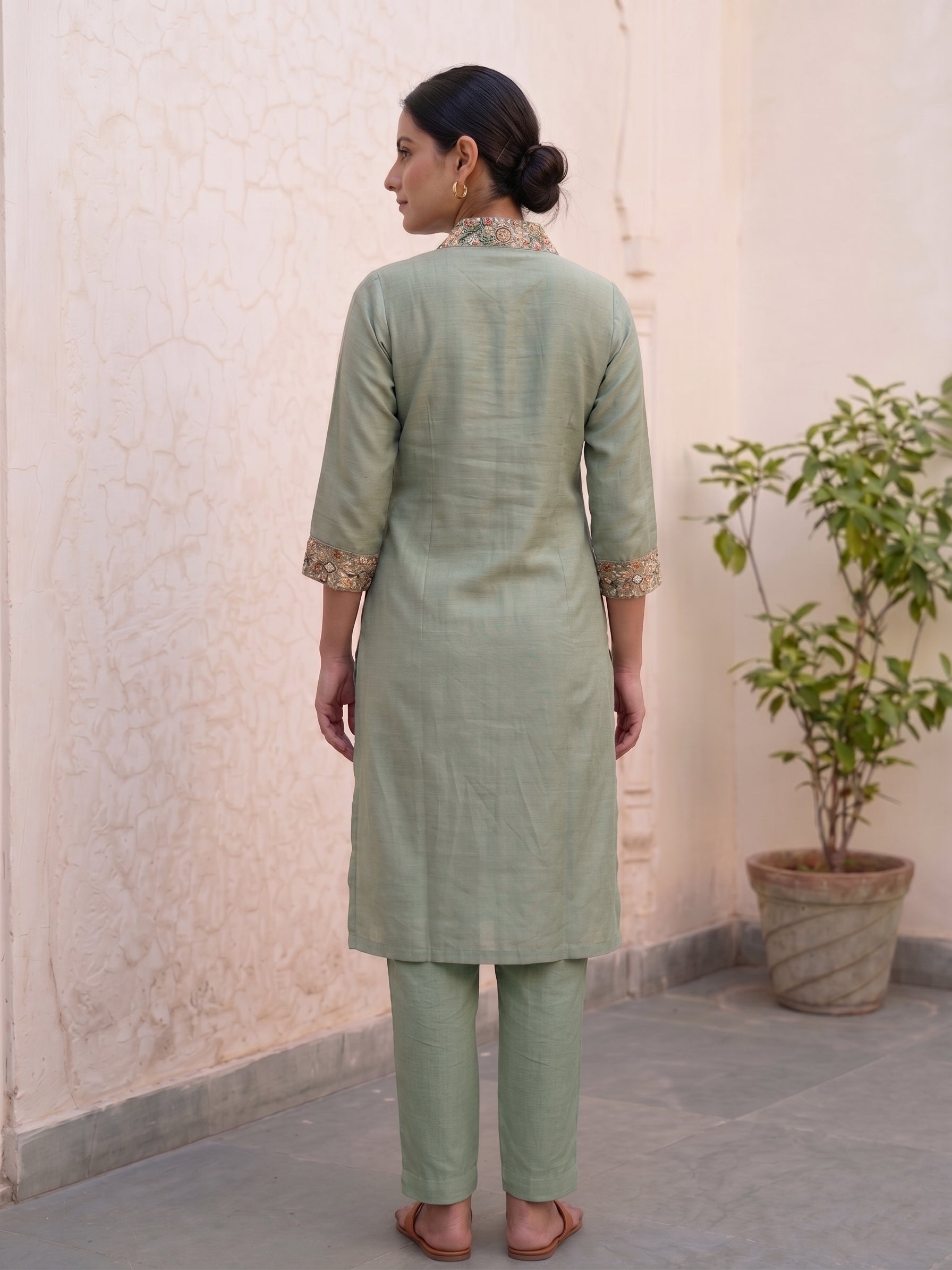 Green kurti