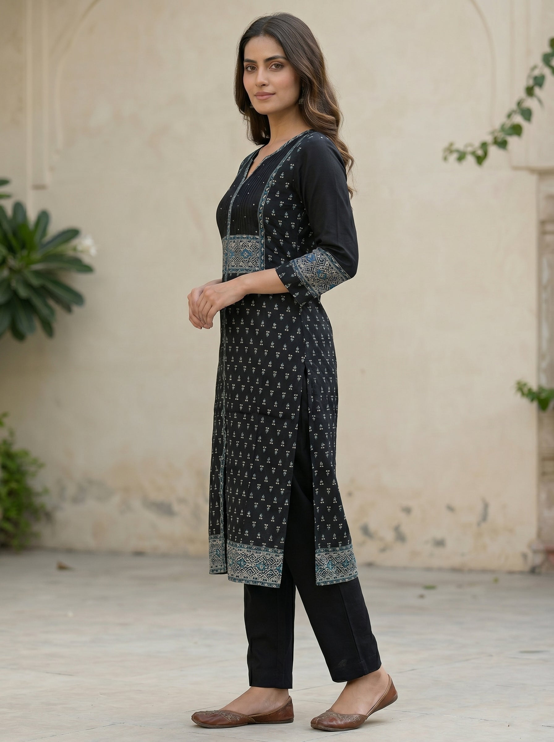 Black V NeckPrinted Kurti