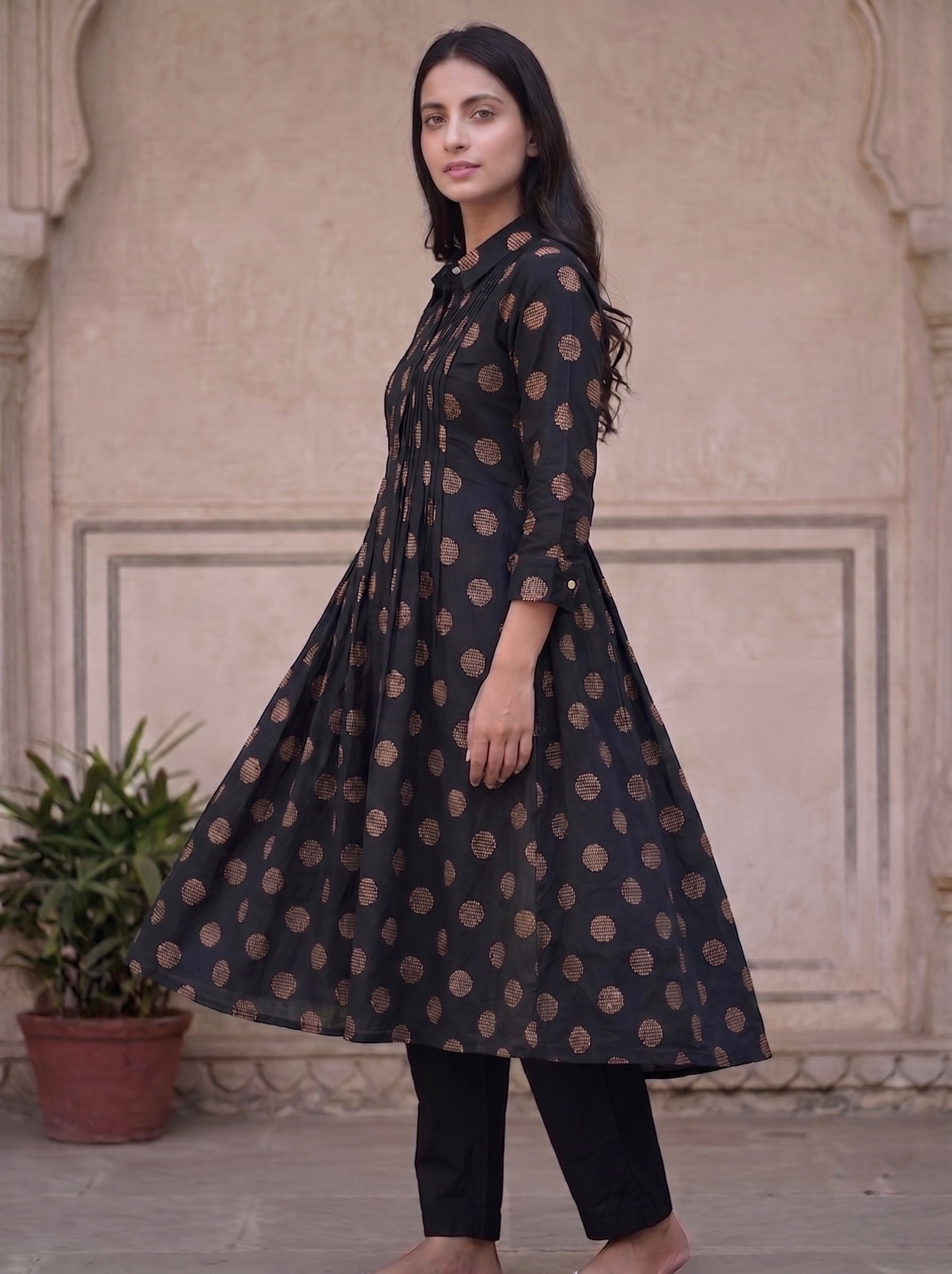 Black Collar 2pc kurti