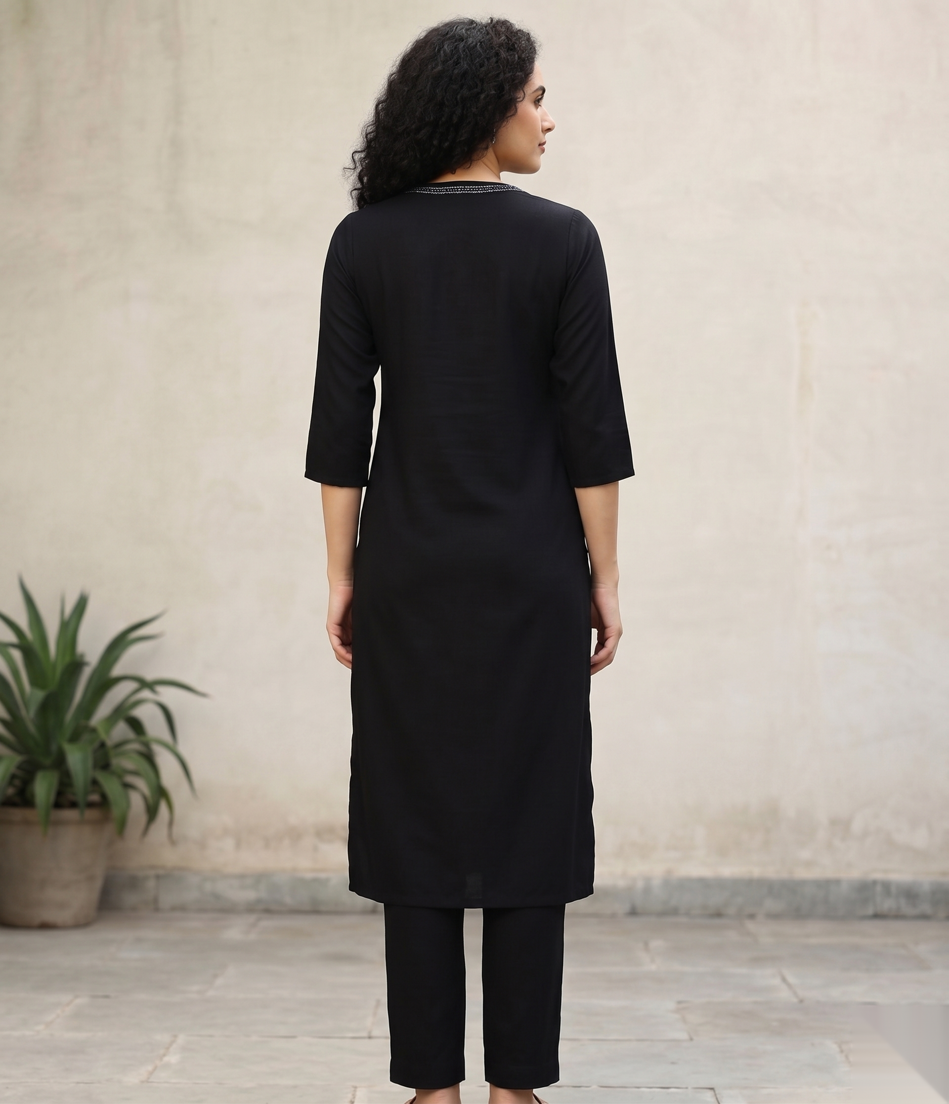 Black Stone Long Top